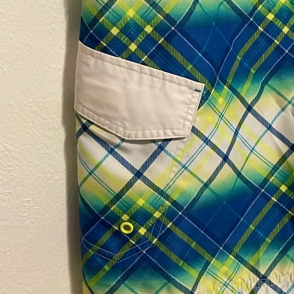 OP Arctic White Swim Board Shorts Size 14-16